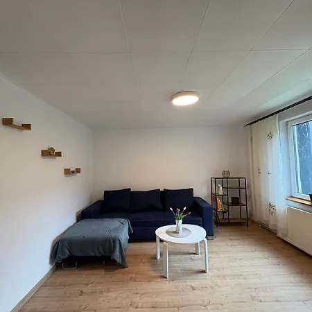 Dom W Gorach Zacisze Lasu 贝斯基德地区苏哈